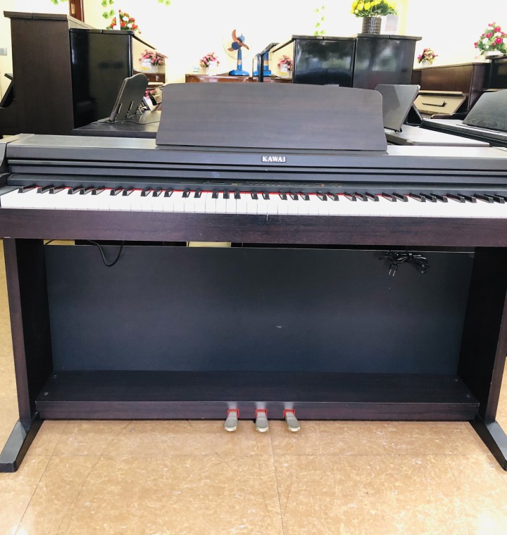 Kawai PN 270