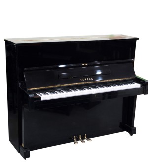 Yamaha U1E