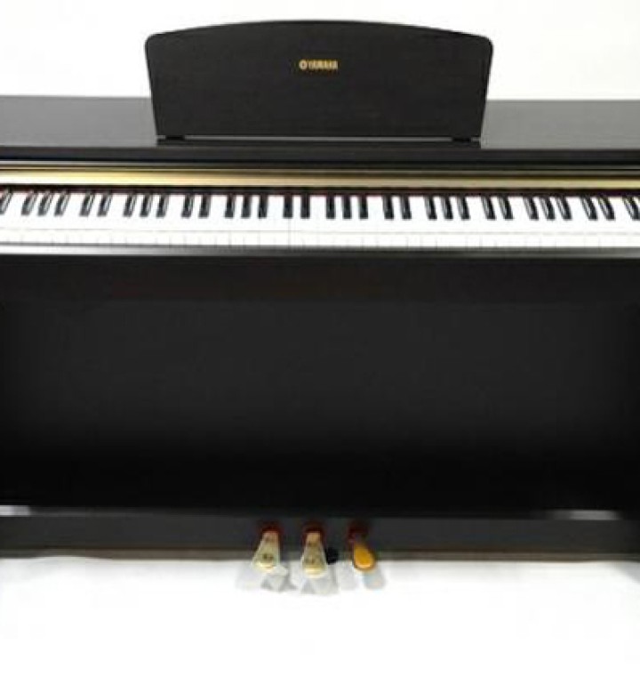 Yamaha YDP-121