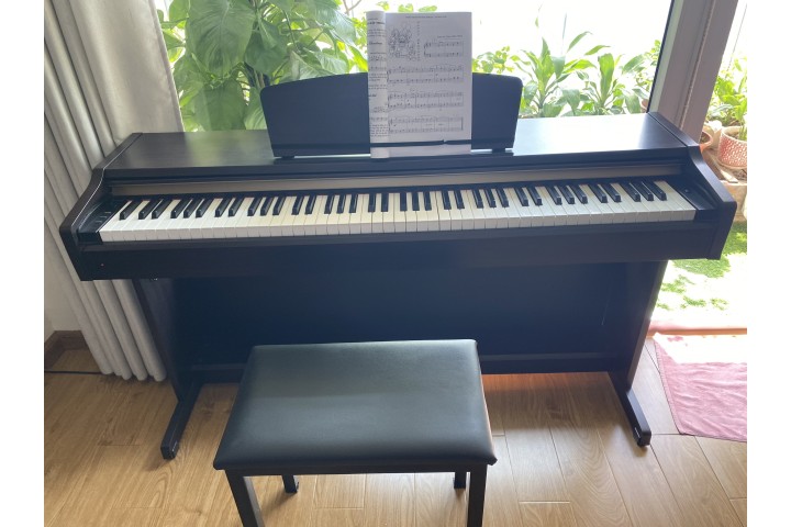 SO SÁNH ĐÀN PIANO ĐIỆN ROLAND VÀ YAMAHA