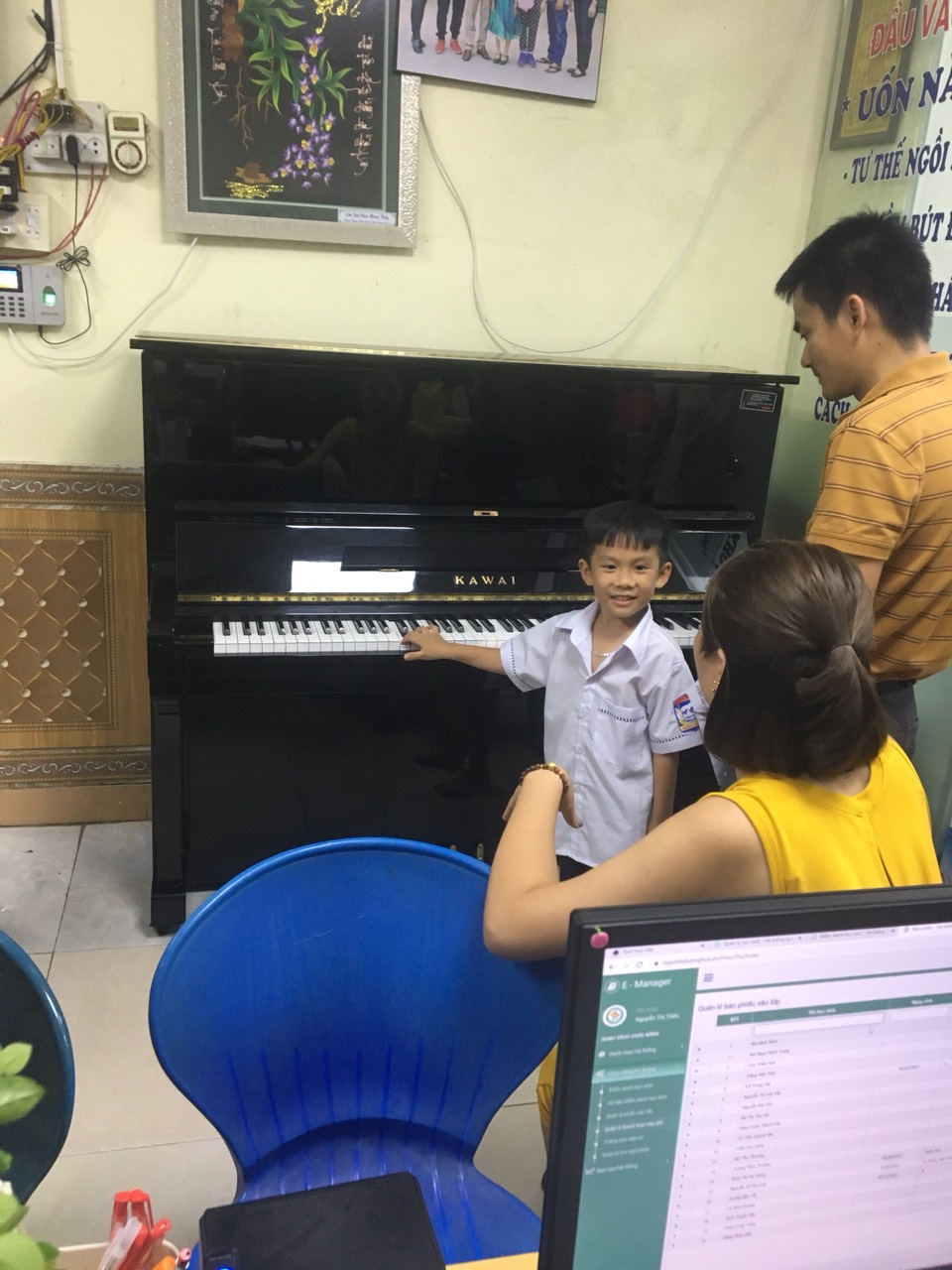 Đàn piano Kawai